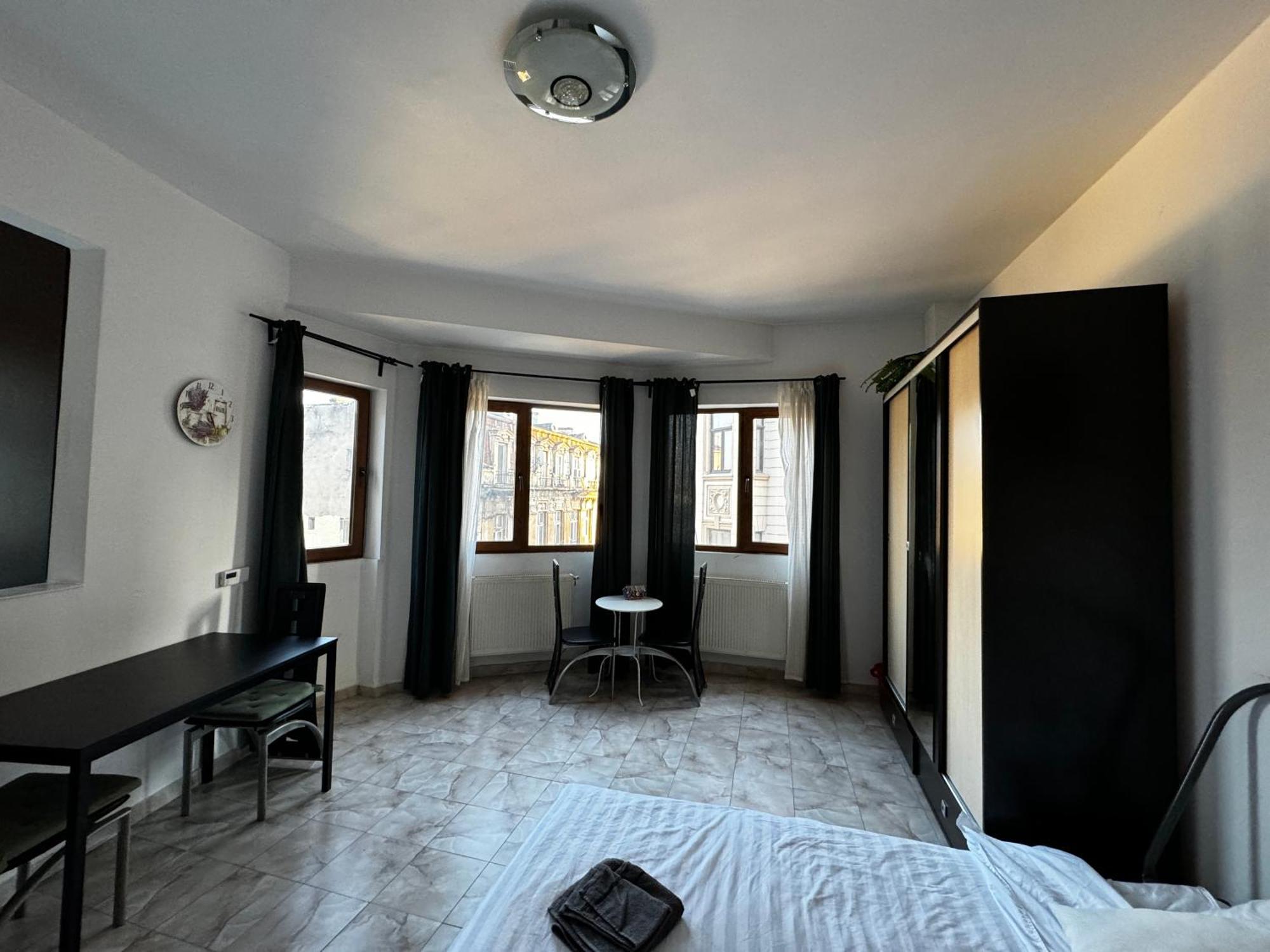 Old Town Studios By Chr Luxury Property Bucharest Exterior photo